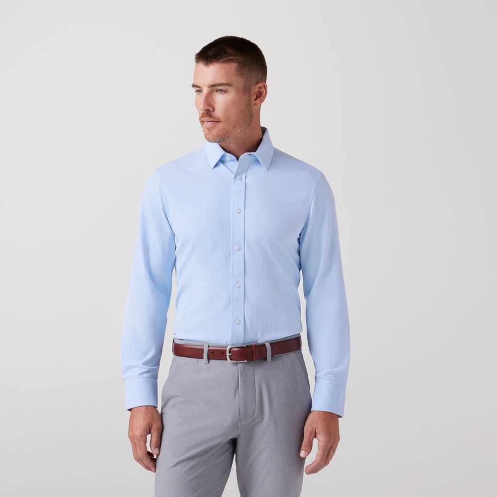 Mizzen+Main Bateman Light Blue Dress Shirt - Trim Medium - barely worn